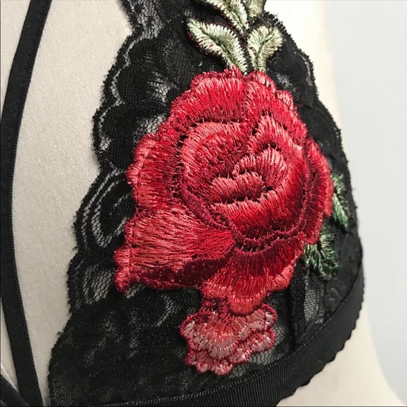 BLK LACE BRALETTE W/EMBROIDERY ROSES! - Picture 6 of 13